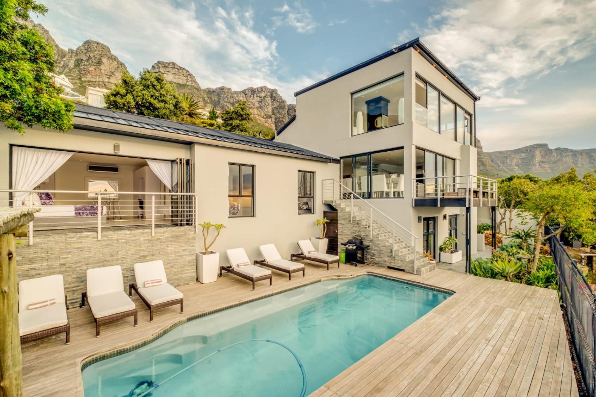 Sunset Views Villa *